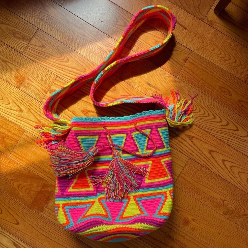 Rainbow Neon Woven Bucket Bag 💙🌈